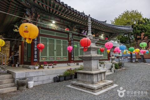 燈寺（釜山）