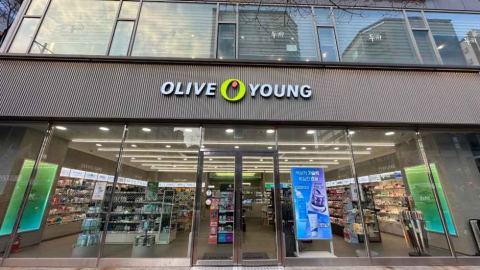 OLIVE YOUNG 釜山鼎冠店